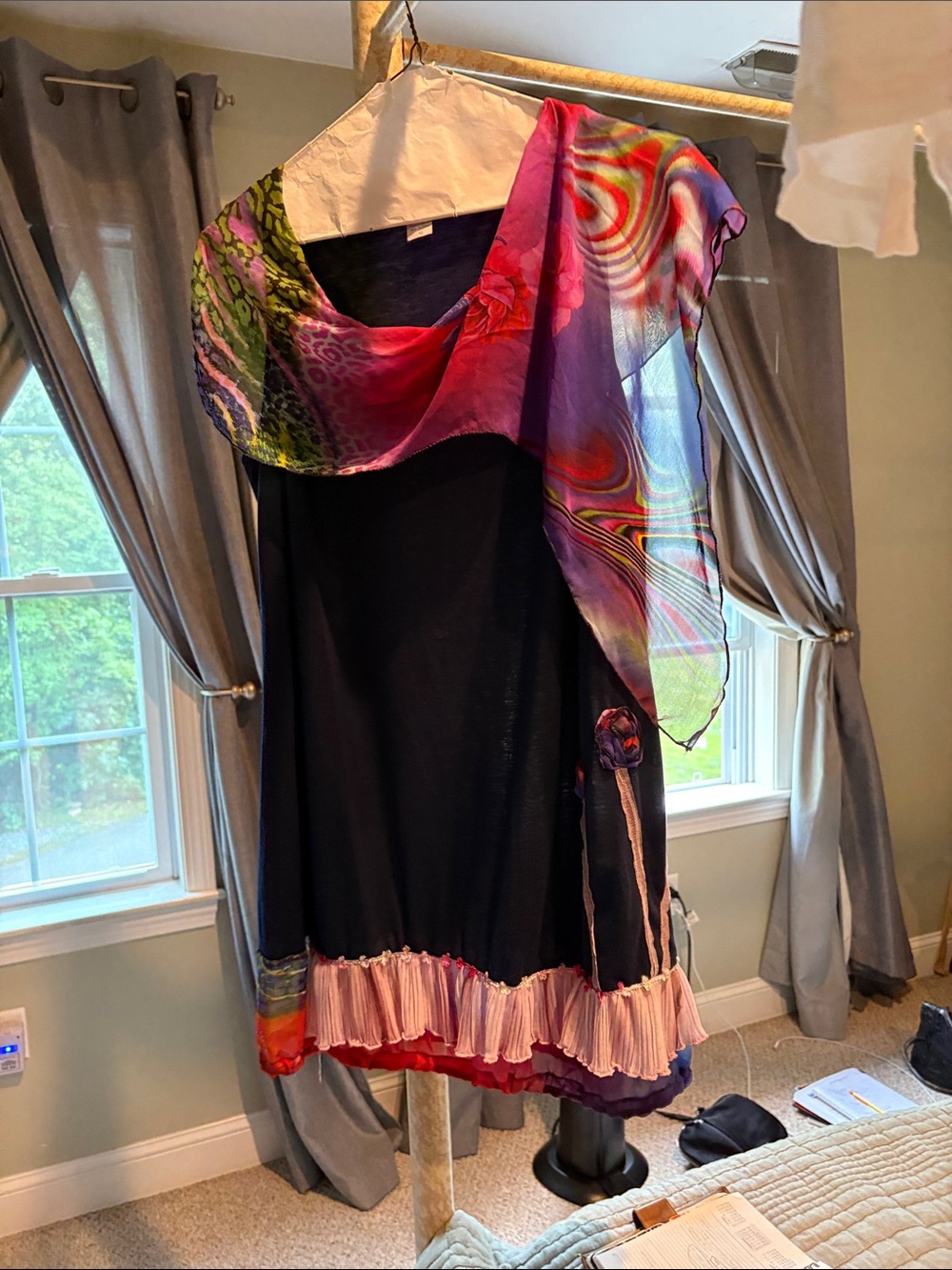 Black Sleeveless Tunic with Multicolor Scarf and Pleated Hem